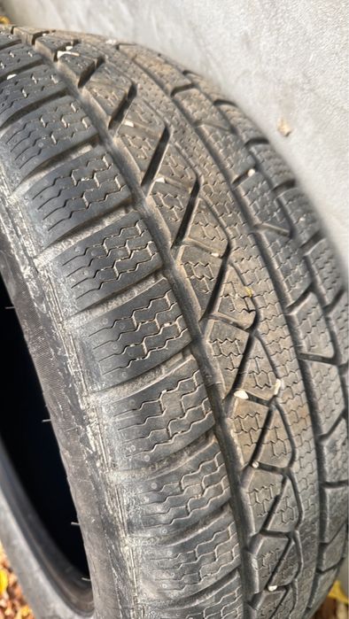 Зимни гуми 215/60R17