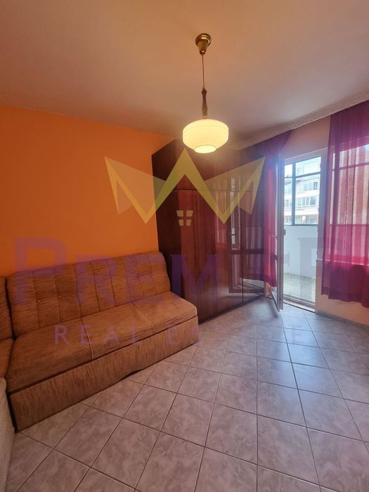 Дава се под наем Двустаен апартамент в Варна, Погреби - 50 кв.м за 357 € - Снимка #4