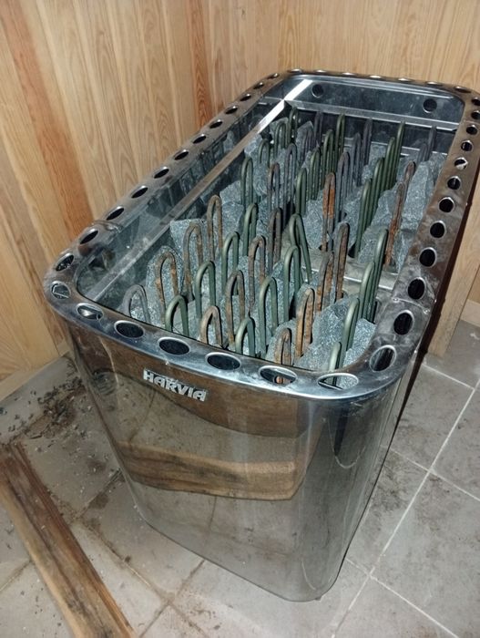 Продается напольная элекропечь