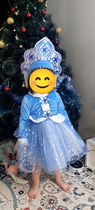 Продам шикарный костюм Снегурочки