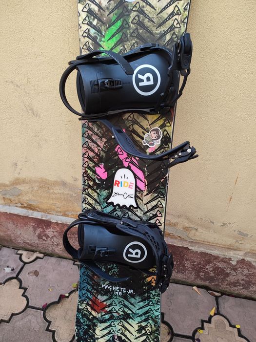 Placa snowboard Ride Machete 148 JR cu legături