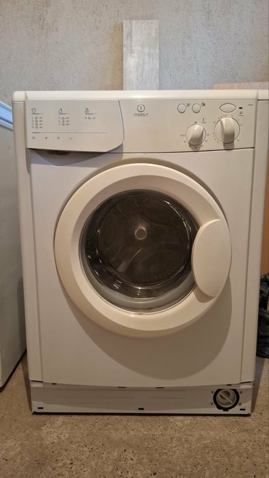 Пералня indesit