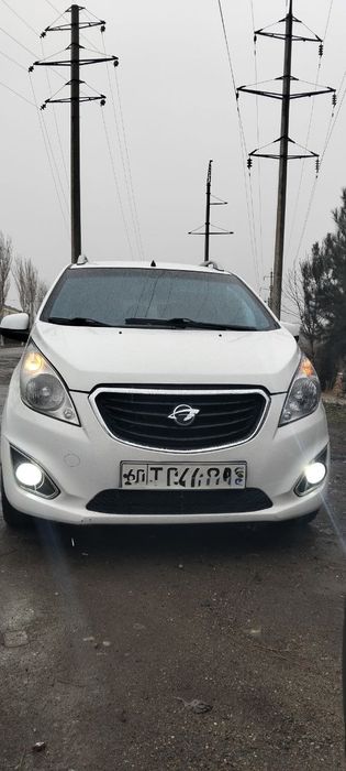 Spark sotiladi (navarotlari bilan)