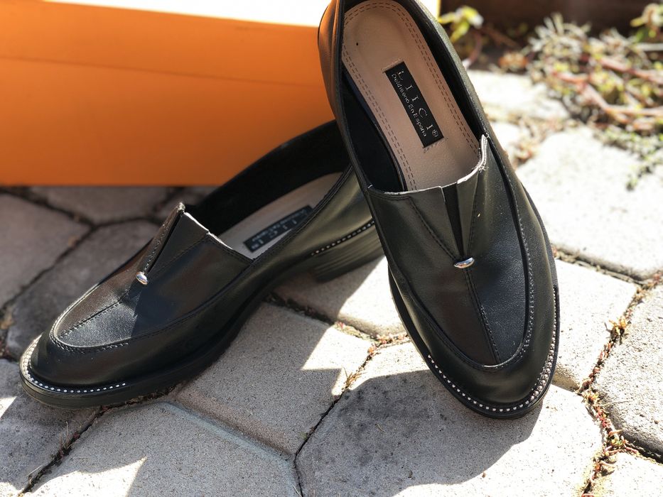 Продам женские лоферы