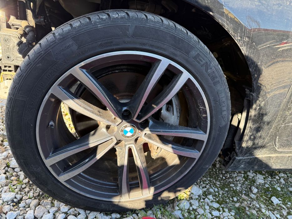Джанти с гуми BMW 647M 19 цола
