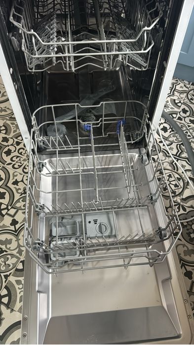 Продам посудомойку