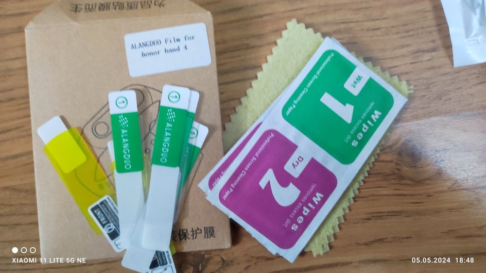 Часы Honor band 4