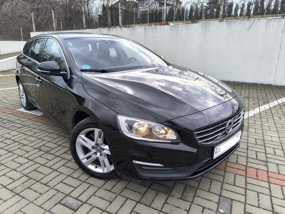 Volvo v60, 120 kw, D5 editie limitata, plug-in hybrid, an fab.2017