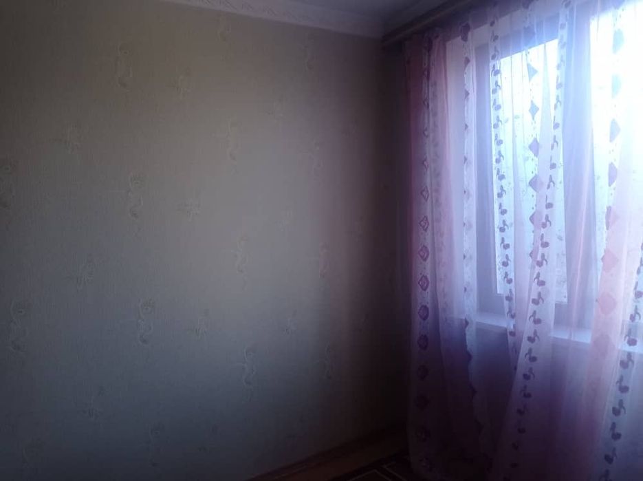 Срочно квртира сотилади