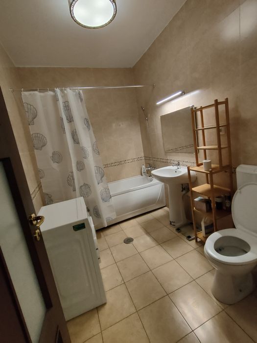 Apartament 2 camere/ Cartier Latin/ Centrala proprie/ Loc de parcare