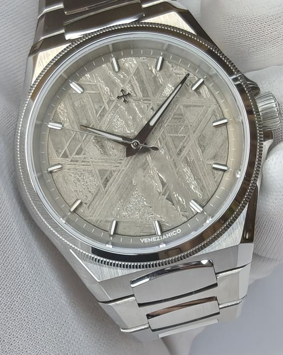 Часы из коллекции