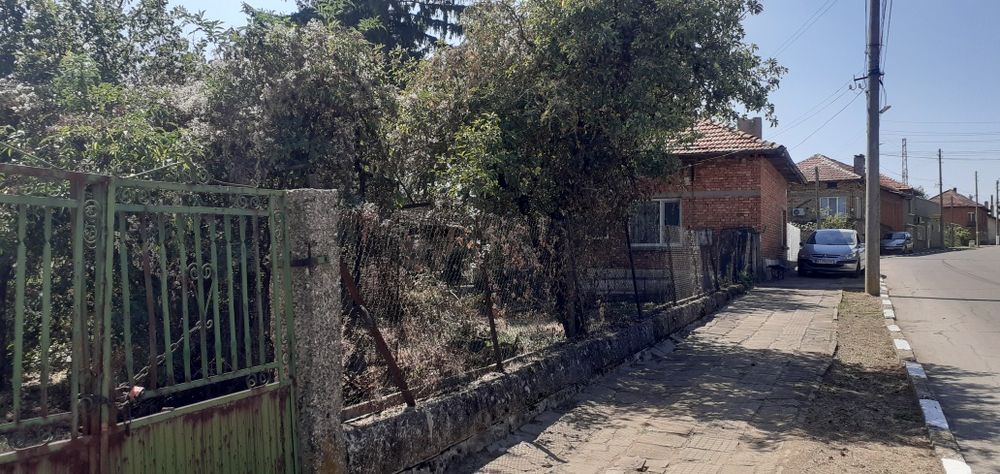 Продава се Къща в с. Батишница, Област Русе - 100 кв.м за 280 €/кв.м - Снимка #3