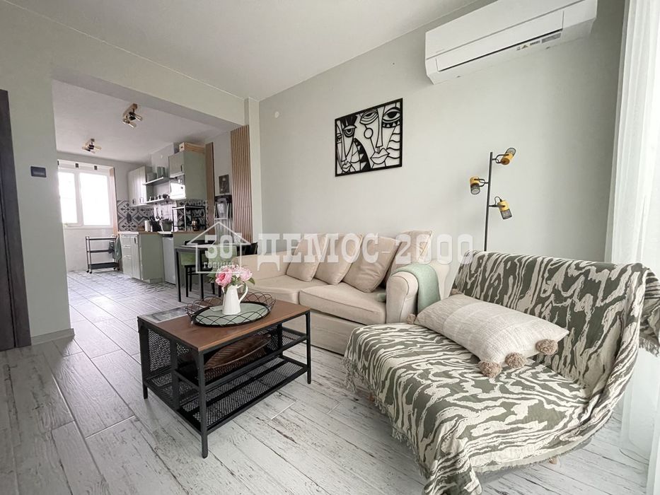 Дава се под наем Двустаен апартамент в Варна, ЖП Гара - 75 кв.м за 765 € - Снимка #6