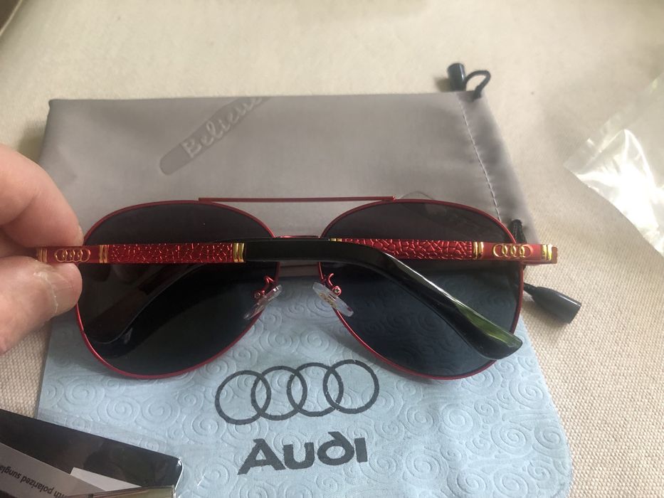 Слънчеви очила с лого Ауди 7 модела