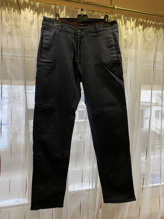 Pantaloni eleganti Reserved