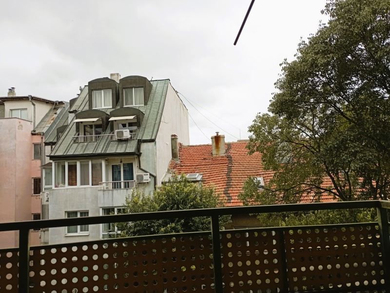 Продава се Тристаен апартамент в Варна, Общината - 70 кв.м за 2500 €/кв.м - Снимка #1