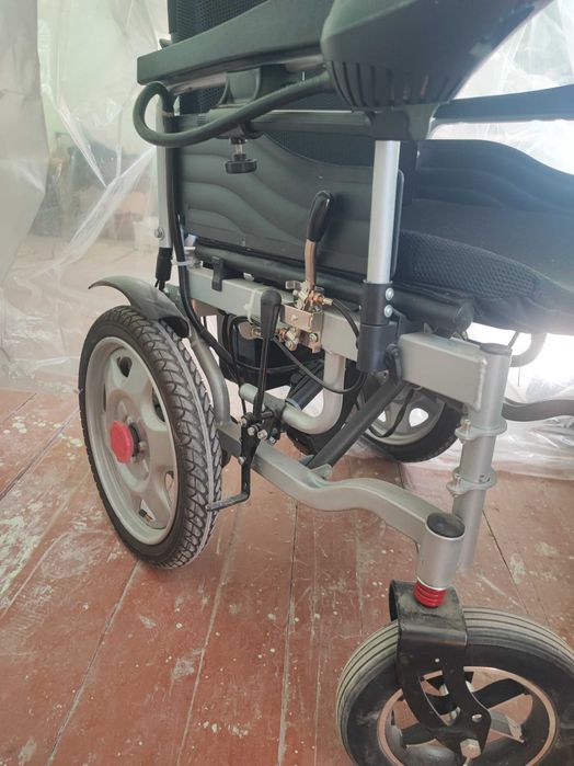 Инвалидная электрический коляска
