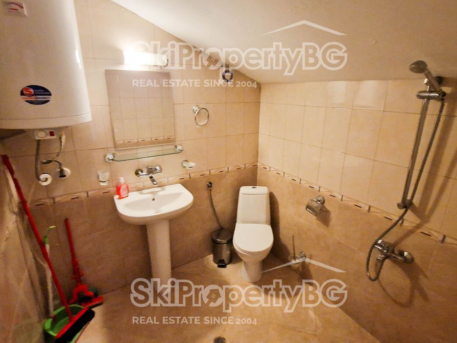 Просторно студио за продажба, на 100 м. от лифта!