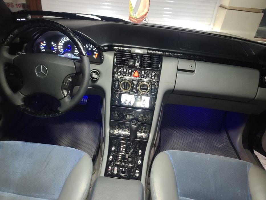 Mersades Bens w210