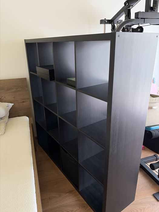Biblioteca Ikea 147x147cm