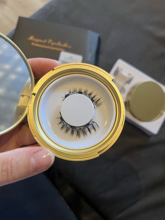 Продавам магнитни мигли. Чисто Нови!