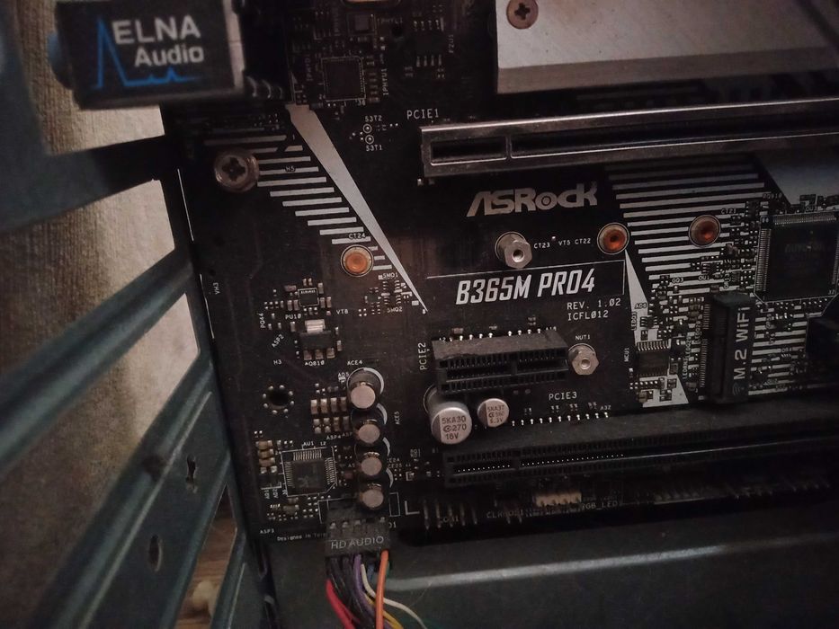 Продам asrock b365 pro4