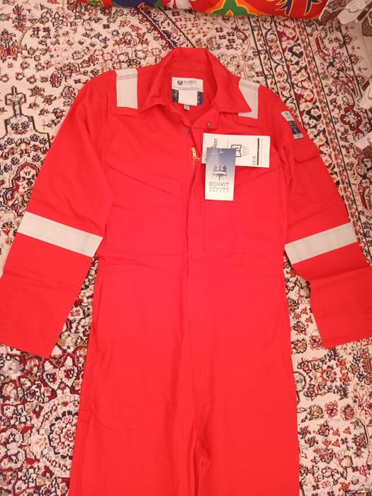 Продам спецодежда