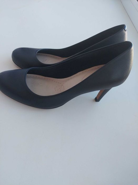 Туфли женские черные