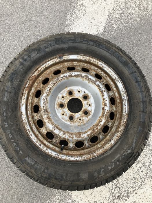 205/65/16 MISHELIN MERCEDES Speinter-Vito