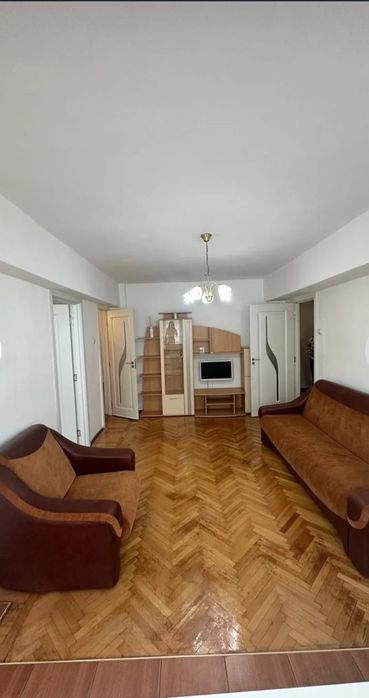 Vand apartament 2 camere zona parc Cismigiu Bucuresti