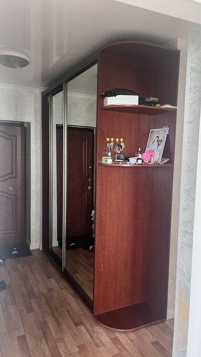 Шкаф для прихожей.