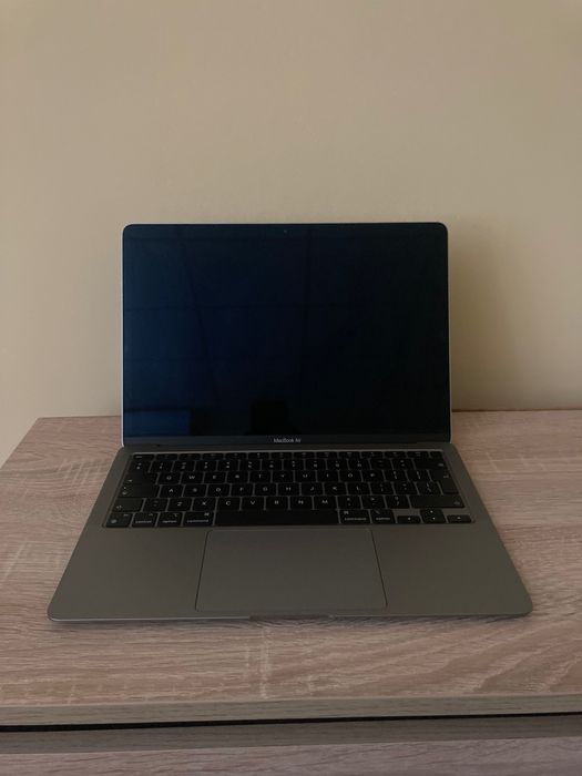 Macbook Air M1 2020 8GB RAM 256GB SSD