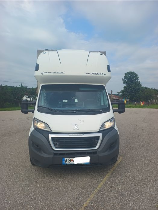 Peugeot Boxer 3.0 10 Ewp
Anul 2016
Înmatriculată în 2023 
Proprietar din 2023 
Motor 3.0 180cp Euro 5
Cutie de viteze manuala 6 trepte
Filtru de parti