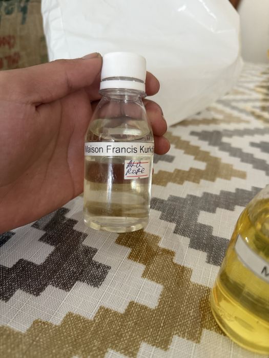 Продам остатки парфюма