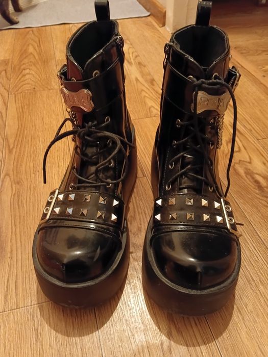 продам обувь готическую