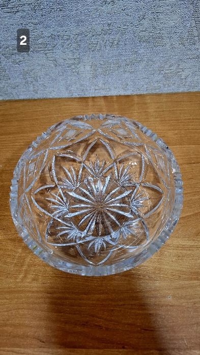 Продам хрустальные вазочки