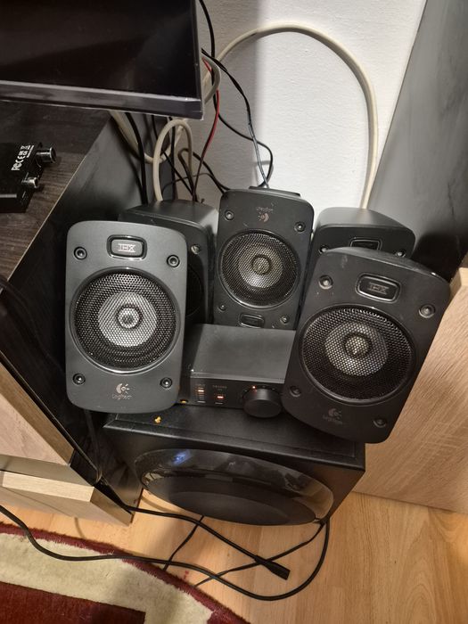 Sistem audio Logitech z906