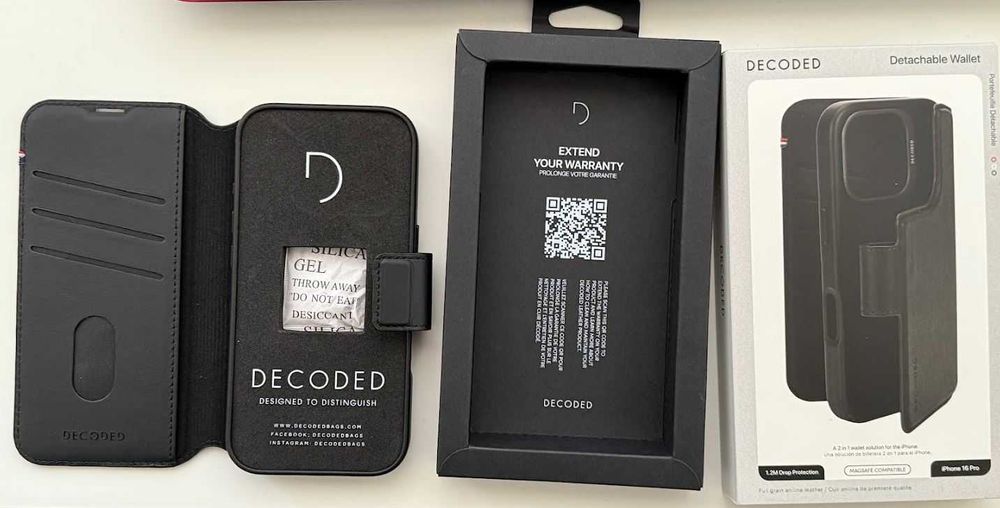Decoded Detachable Wallet case за iPhone 16 pro