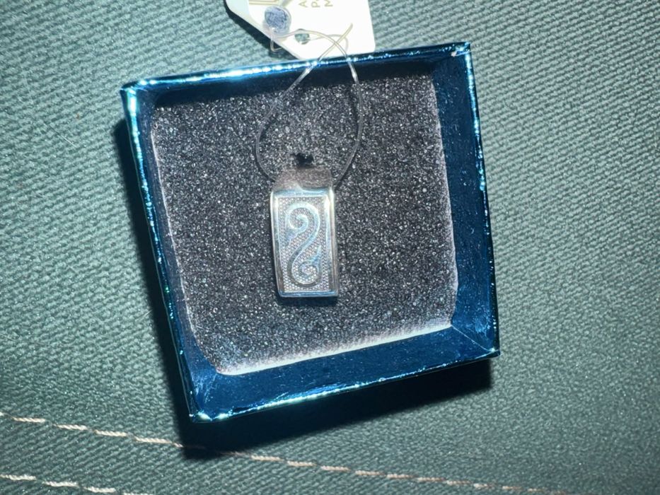 Продам печатку 18 размера серебро