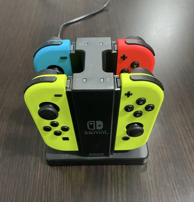 Nintendo Switch complet + multe accesorii, perfect functionale