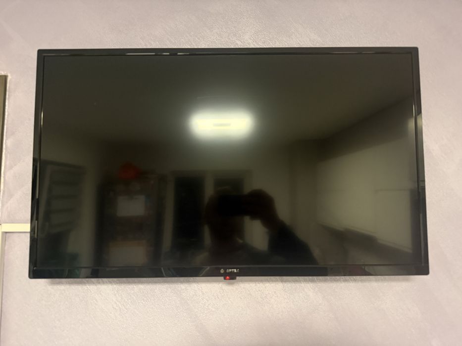 Televizor lcd vortex 81