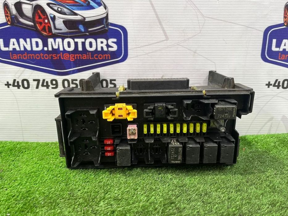 TABLOU PANOU SIGURANTE JEEP GRAND CHEROKEE WH MOTOR 3.0 DIESEL 2010 COD OEM 04692217AA 2004-2010
