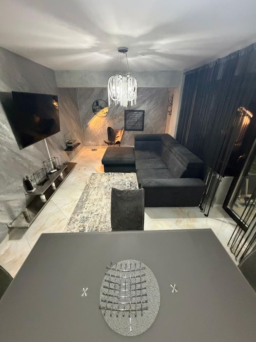 Apartament cu 2 camere de închiriat
