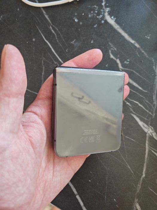 Galaxy Flip 5 256Gb