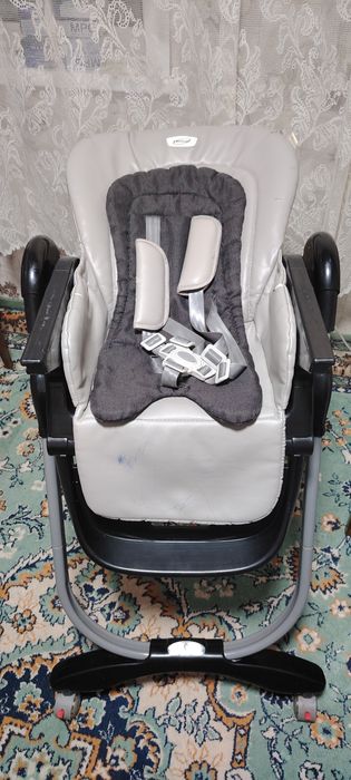 Столик для кормления.