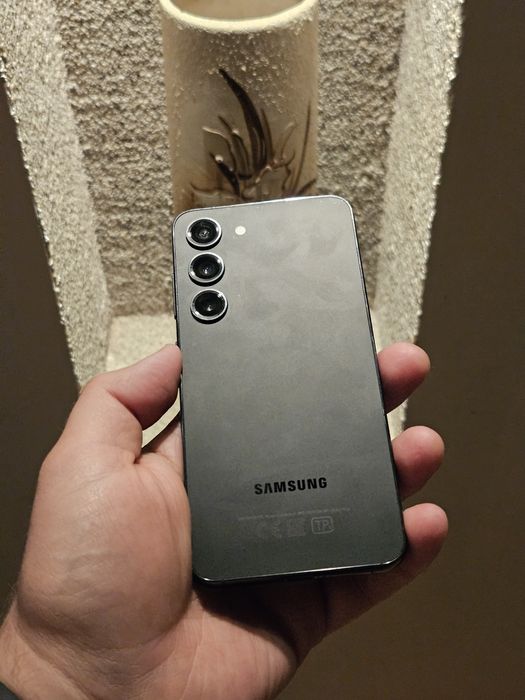 Samsung s23 8/256