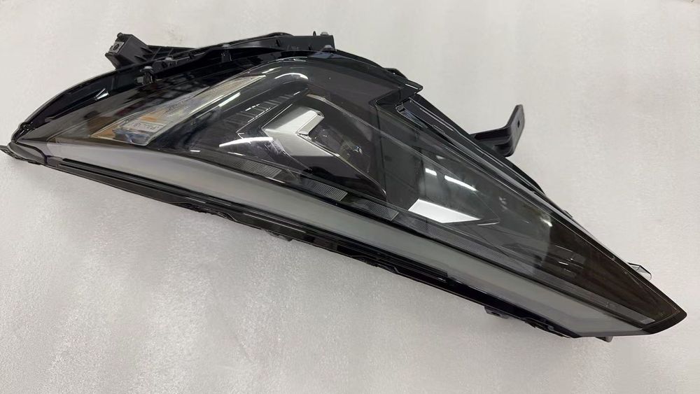 Фара правая чанган х5 плюс