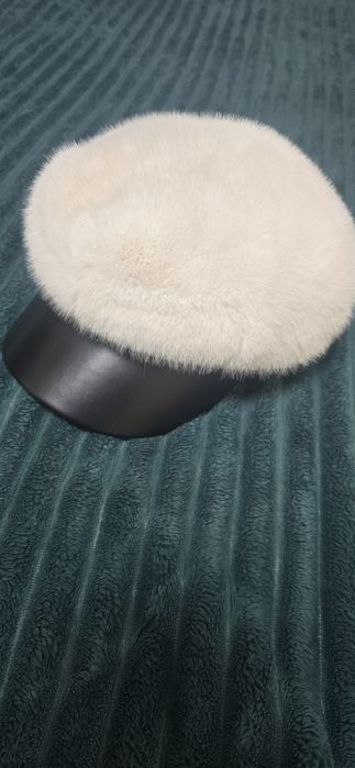 Продаю шапку новая