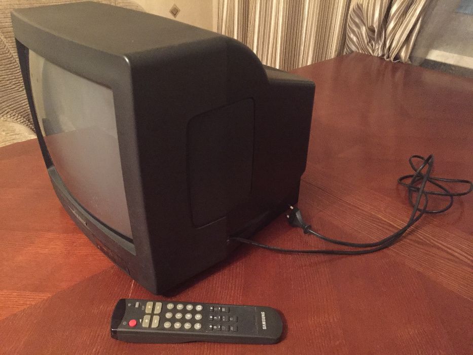 Телевизор Самсунг Ю.Корея