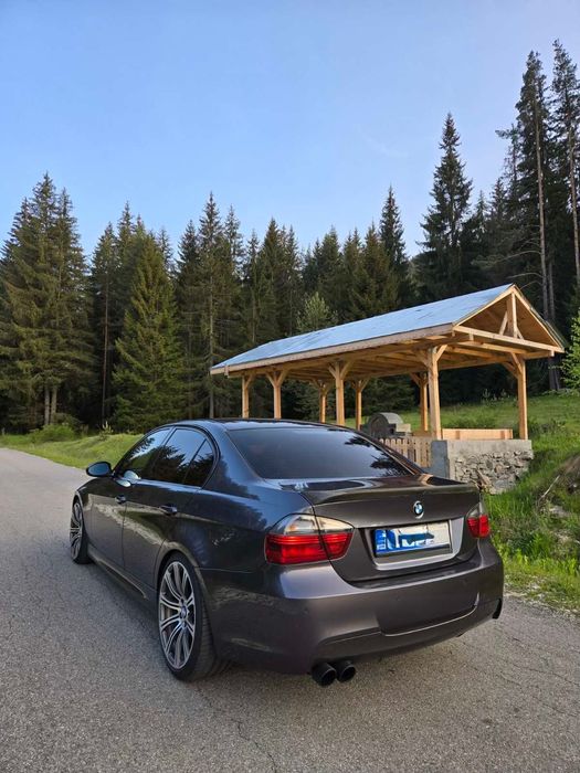 Продавам бмв 335 д